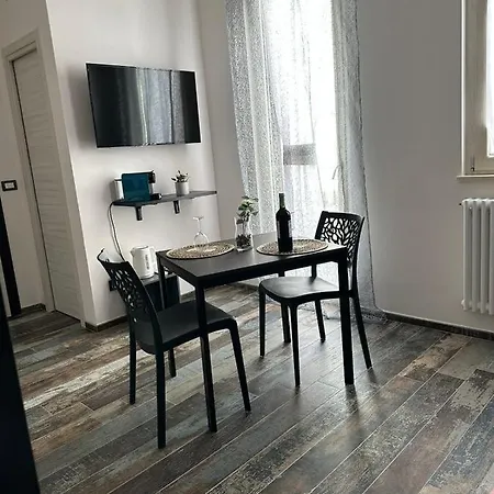 J&j Apartment *